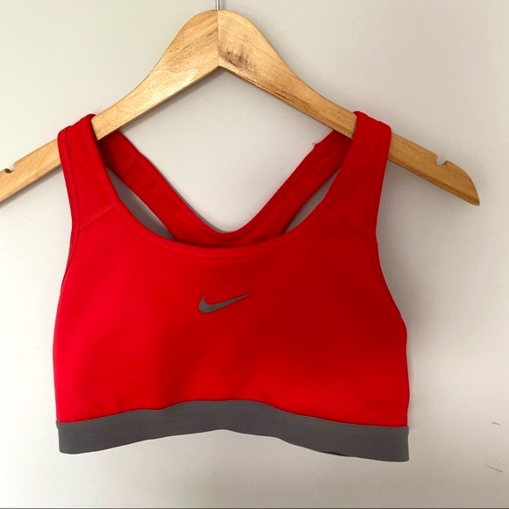 Nike women’s training bra.
